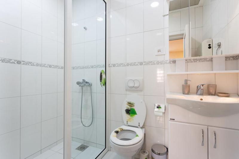 Apartman Uzor Soko Banja Exterior foto